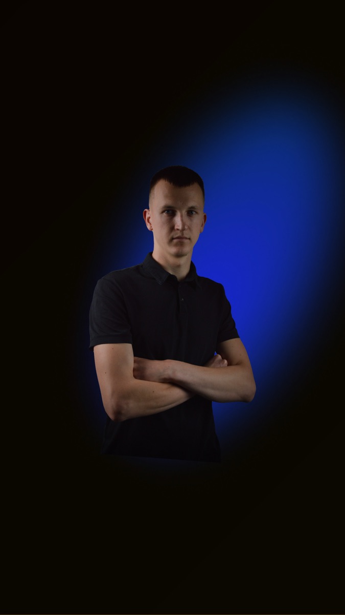 Дем'ян — майстер барбершопу Територія А